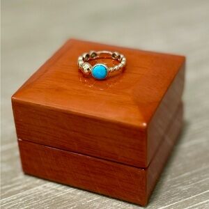 John Hardy ring, size 7, 18K gold with turquoise stone, preloved